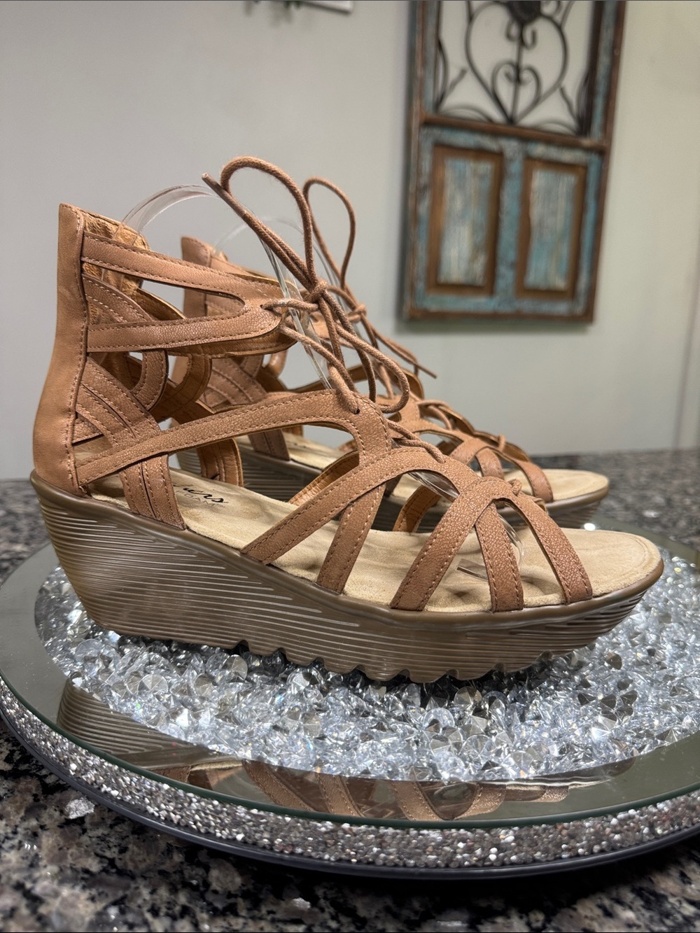 Skechers memory foam Tan Strappy Lace-Up Wedge Sandals EUC 9
